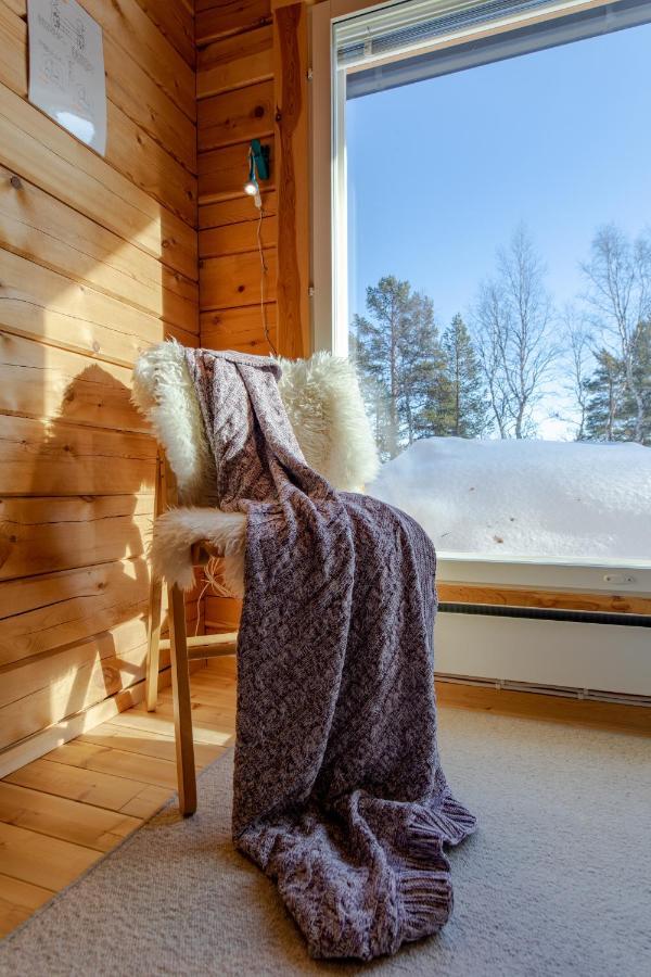 Moekki - The White Blue Wilderness Lodge Enare Exteriör bild